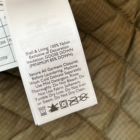 Eddie Bauer Sport Shop Hunting Down Puffer Vest - Picture 7 of 7